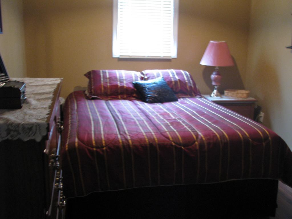 Right Off Da Boat B&B Channel-Port aux Basques Phòng bức ảnh